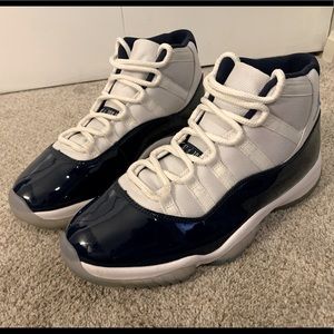 Jordan Retro 11’s Navy/ Win like 82